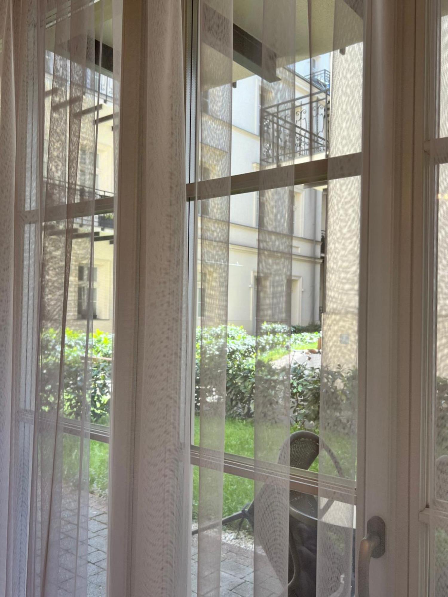 Atrium - Old Town Luxury Apartments - By Upstairs كراكوفيا المظهر الخارجي الصورة